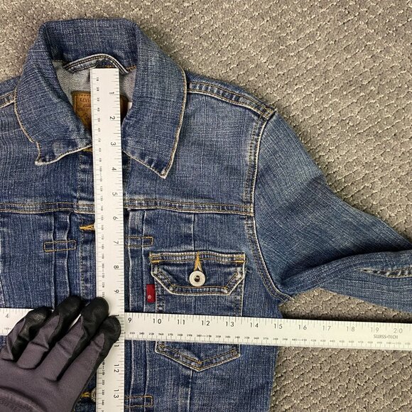 Vintage Levi's Jean Jacket Women's Small Blue Cotton Made in USA Denim Trucker - Picture 11 of 16